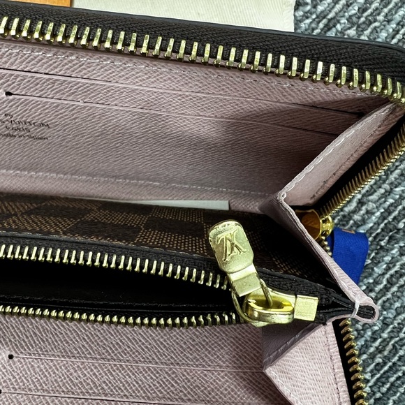 LOUIS VUITTON DAMIER EBENE CLEMENCE WALLET ZIP AROUND LONG - Picture 7 of 15